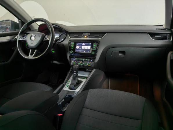 Skoda Octavia III (A7) с пробегом 2015 года, цена 1 485 000 рублей, 130777 км, лифтбек, Автокод Объявления