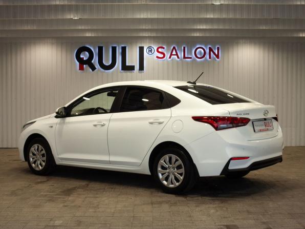 Hyundai Solaris II с пробегом 2018 года, цена 1 265 000 рублей, 161253 км, седан, Автокод Объявления