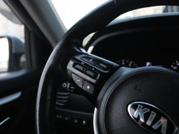 Kia Rio IV Рестайлинг с пробегом 2021 года, цена 1 549 000 рублей, 133558 км, седан, Автокод Объявления