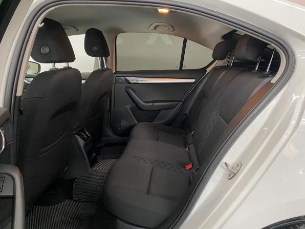 Skoda Octavia III (A7) Рестайлинг с пробегом 2019 года, цена 1 642 000 рублей, 103573 км, лифтбек, Автокод Объявления