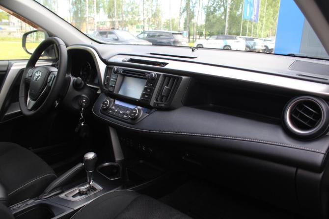 Toyota RAV4 IV (XA40) Рестайлинг с пробегом 2016 года, цена 2 790 000 рублей, 98836 км, внедорожник, Автокод Объявления