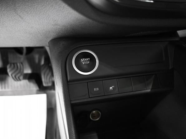 Renault Kaptur I Рестайлинг с пробегом 2021 года, цена 1 745 000 рублей, 30956 км, внедорожник, Автокод Объявления