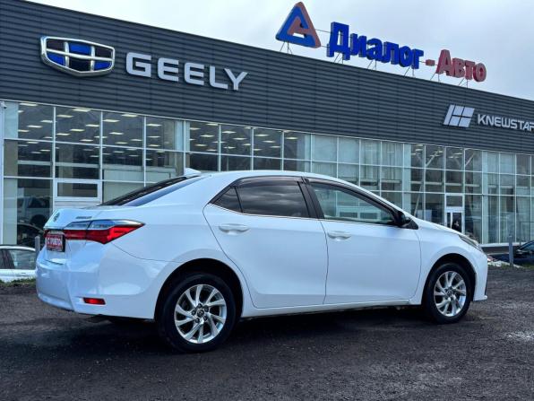 Toyota Corolla XI (E160 E170 E180) Рестайлинг 1 с пробегом 2017 года, цена 1 420 000 рублей, 186958 км, седан, Автокод Объявления