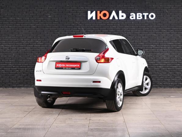 Nissan Juke I с пробегом 2013 года, цена 900 000 рублей, 249156 км, внедорожник, Автокод Объявления