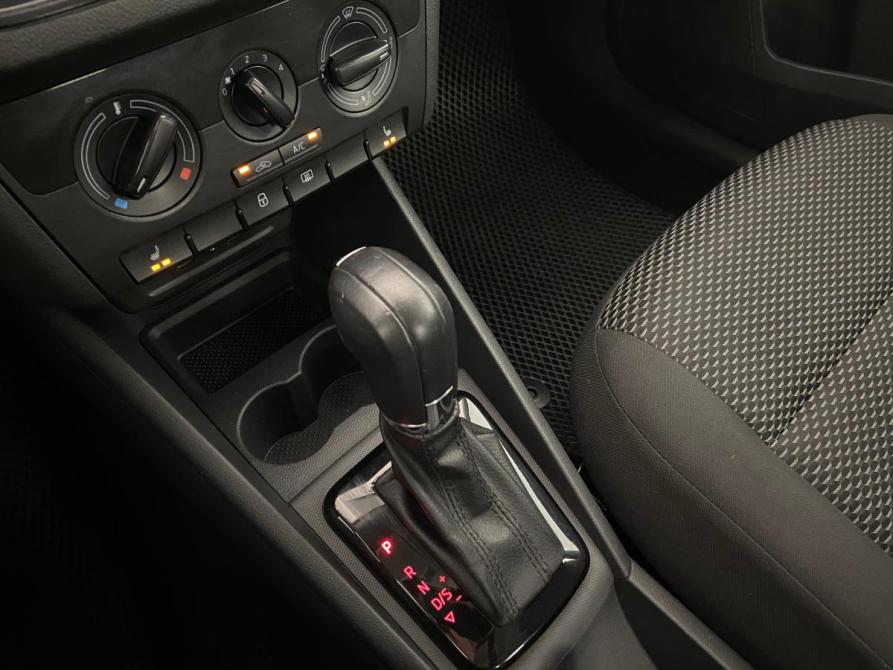 Volkswagen Polo VI Псков  - изображение 15