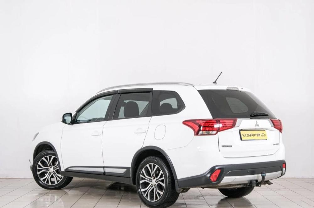 Mitsubishi Outlander III Рестайлинг 2 Красноярск  - изображение 5