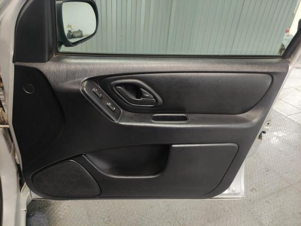 Ford Maverick III с пробегом 2005 года, цена 550 000 рублей, 320790 км, внедорожник, Автокод Объявления