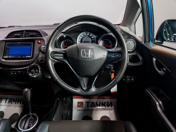 Honda Fit Shuttle I Рестайлинг с пробегом 2013 года, цена 1 060 000 рублей, 144000 км, универсал, Автокод Объявления