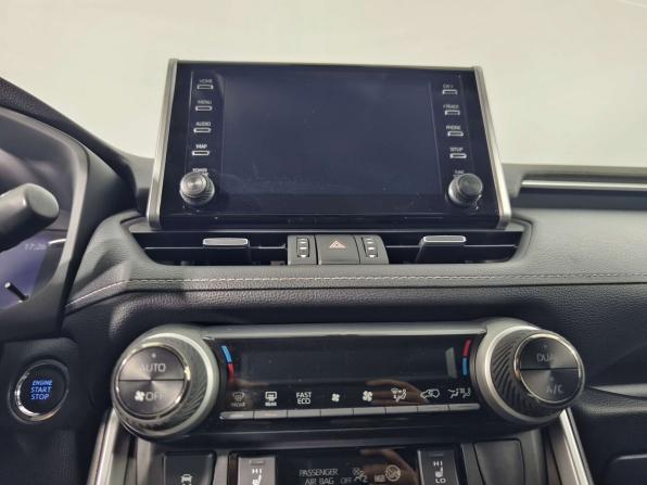 Toyota RAV4 V (XA50) с пробегом 2021 года, цена 2 999 000 рублей, 107000 км, внедорожник, Автокод Объявления