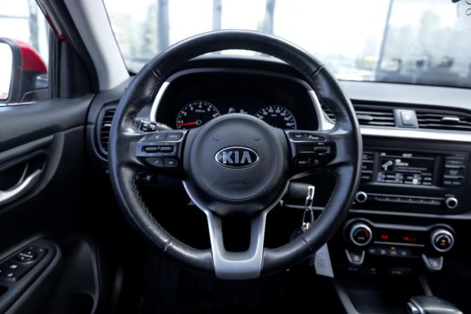 Kia Rio IV Рестайлинг с пробегом 2021 года, цена 1 449 000 рублей, 177324 км, седан, Автокод Объявления