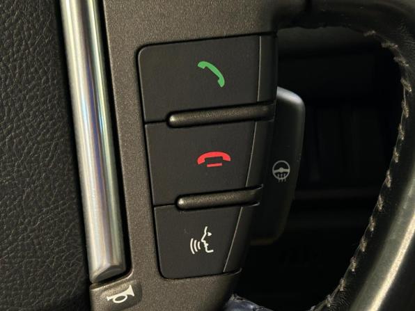 Land Rover Freelander II Рестайлинг 2 с пробегом 2014 года, цена 1 657 000 рублей, 219315 км, внедорожник, Автокод Объявления