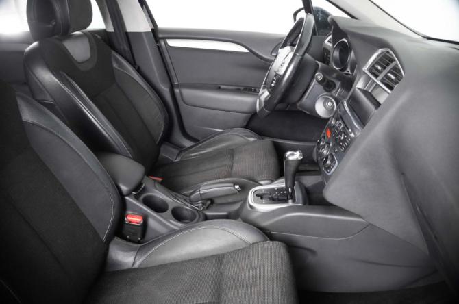 Citroen C4 II с пробегом 2011 года, цена 579 000 рублей, 140359 км, хэтчбек, Автокод Объявления