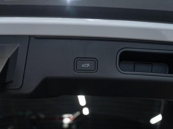 Geely Atlas II с пробегом 2026 года, цена 3 250 000 рублей, 50 км, внедорожник, Автокод Объявления