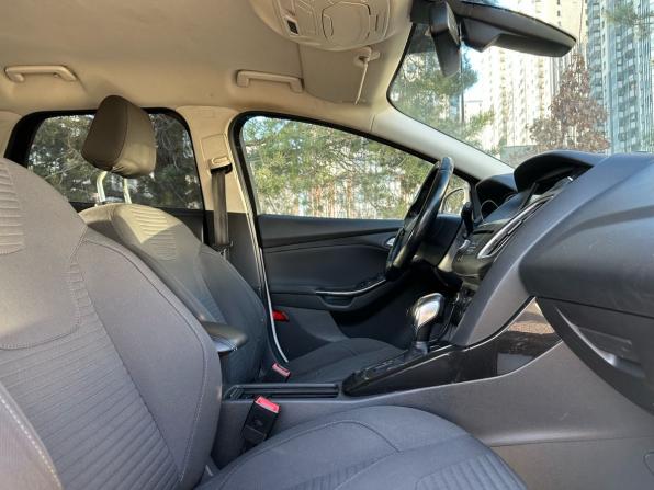 Ford Focus III Рестайлинг с пробегом 2018 года, цена 945 000 рублей, 238172 км, универсал, Автокод Объявления