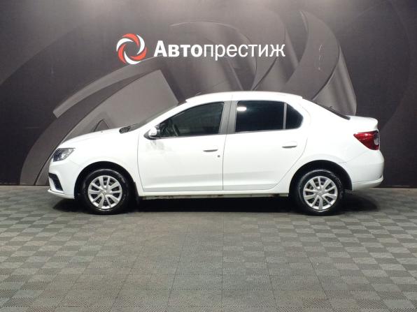 Renault Logan II Рестайлинг с пробегом 2022 года, цена 999 000 рублей, 91313 км, седан, Автокод Объявления