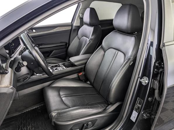 Kia K5 III с пробегом 2021 года, цена 2 800 000 рублей, 52186 км, седан, Автокод Объявления