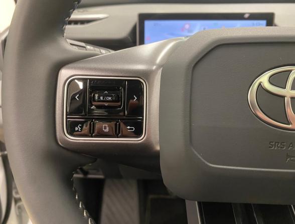 Toyota RAV4 VI (XA60) с пробегом 2026 года, цена 4 550 000 рублей, 10 км, внедорожник, Автокод Объявления
