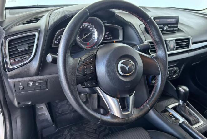 Mazda 3 III (BM) с пробегом 2013 года, цена 995 000 рублей, 242170 км, седан, Автокод Объявления
