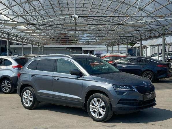 Skoda Karoq I с пробегом 2022 года, цена 2 499 000 рублей, 109000 км, внедорожник, Автокод Объявления