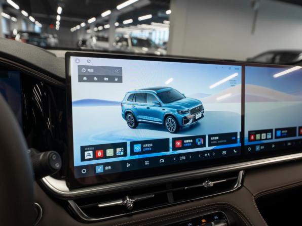 Geely Monjaro I Рестайлинг 2 с пробегом 2025 года, цена 4 200 000 рублей, 21 км, внедорожник, Автокод Объявления