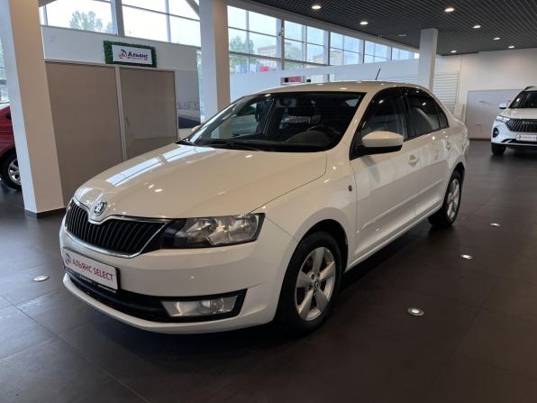 Skoda Rapid I с пробегом 2014 года, цена 680 000 рублей, 288566 км, лифтбек, Автокод Объявления