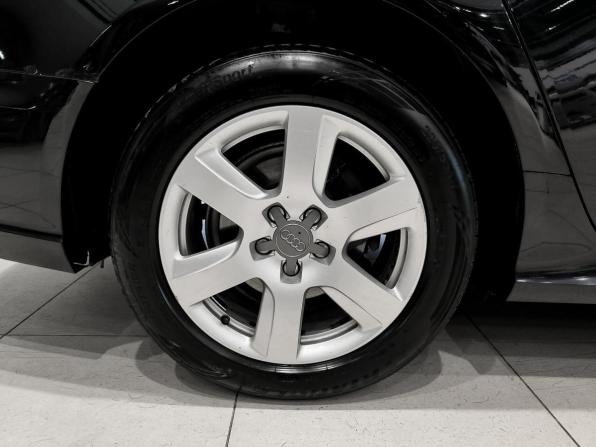 Audi A6 IV (C7) Рестайлинг с пробегом 2015 года, цена 1 630 000 рублей, 244890 км, седан, Автокод Объявления