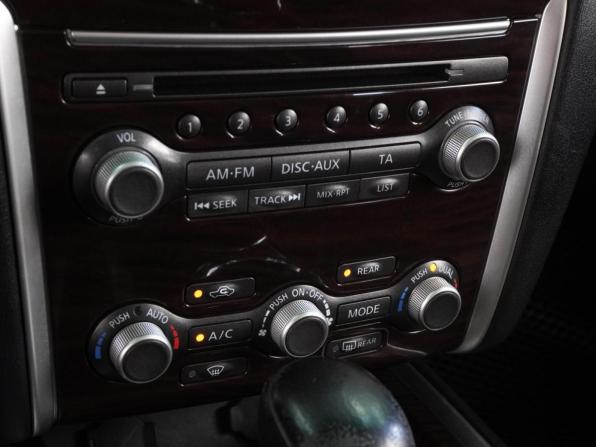 Nissan Pathfinder IV с пробегом 2014 года, цена 1 499 000 рублей, 208771 км, внедорожник, Автокод Объявления