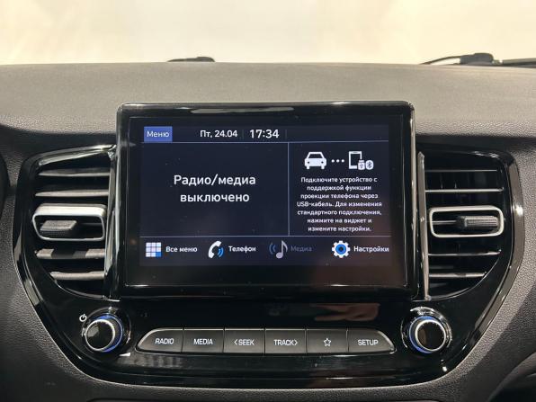 Hyundai Solaris II Рестайлинг с пробегом 2021 года, цена 1 419 000 рублей, 125516 км, седан, Автокод Объявления