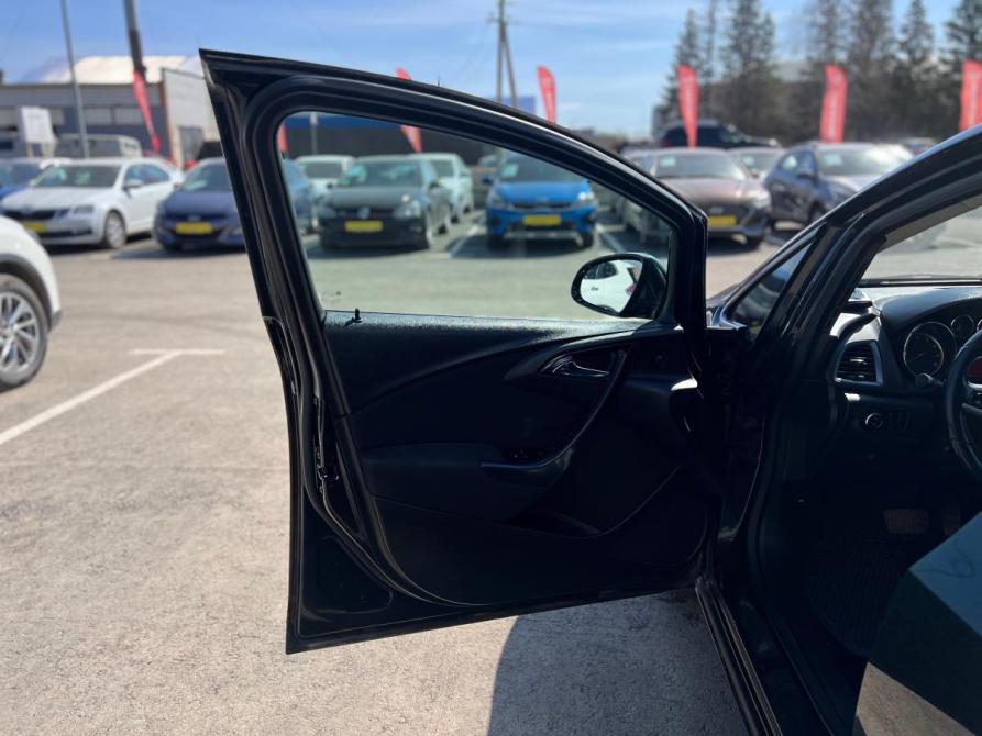 Opel Astra J Рестайлинг Альметьевск  - изображение 9
