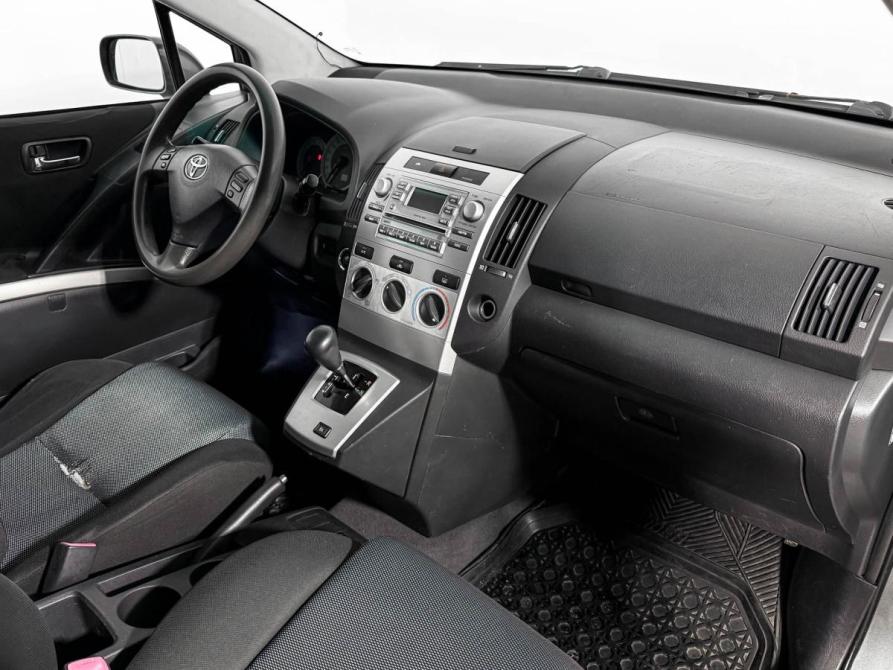 Toyota Corolla Verso I Рестайлинг Санкт-Петербург  - изображение 12