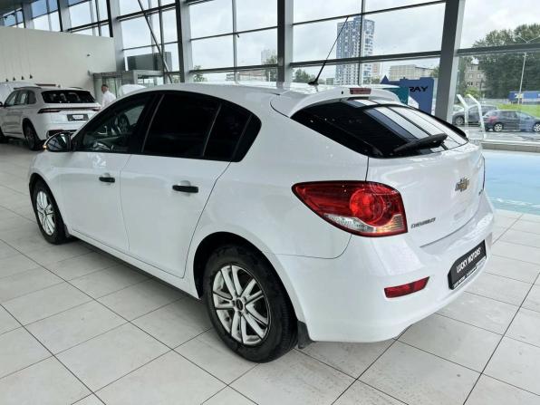 Chevrolet Cruze I Рестайлинг с пробегом 2013 года, цена 695 000 рублей, 143798 км, хэтчбек, Автокод Объявления
