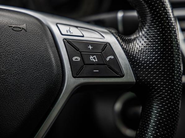 Mercedes-Benz E-Класс IV (W212 S212 C207) Рестайлинг с пробегом 2013 года, цена 1 898 000 рублей, 232816 км, седан, Автокод Объявления