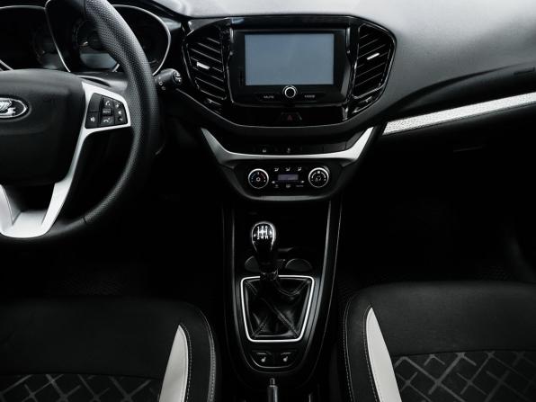 Lada (ВАЗ) Vesta I с пробегом 2018 года, цена 1 131 000 рублей, 101967 км, универсал, Автокод Объявления
