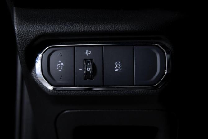 Haval Jolion I с пробегом 2023 года, цена 1 799 000 рублей, 25483 км, внедорожник, Автокод Объявления