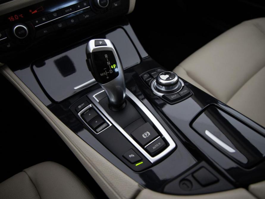 BMW 5 серии VI (F10/F11/F07) Санкт-Петербург  - изображение 14
