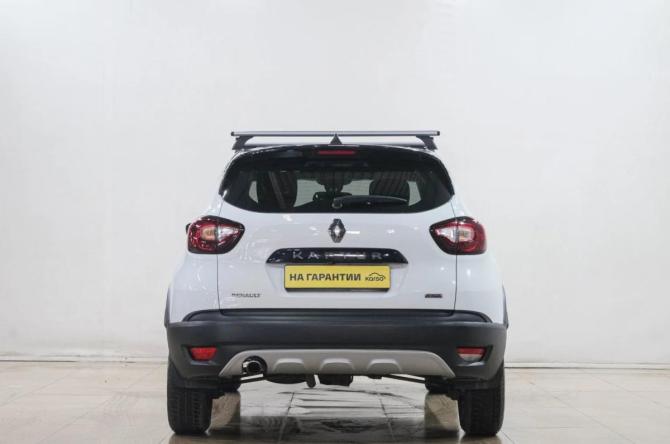 Renault Kaptur I с пробегом 2016 года, цена 1 379 000 рублей, 141000 км, внедорожник, Автокод Объявления