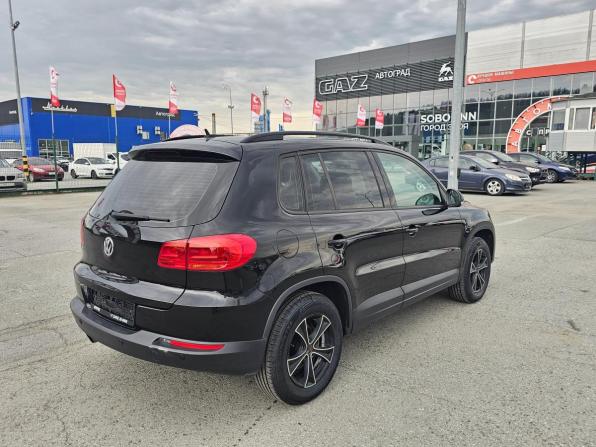 Volkswagen Tiguan I Рестайлинг с пробегом 2013 года, цена 1 352 000 рублей, 180343 км, внедорожник, Автокод Объявления
