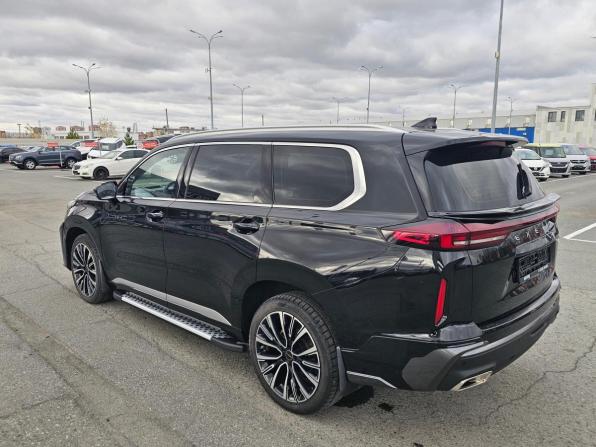 Exeed VX I с пробегом 2023 года, цена 2 799 995 рублей, 13200 км, внедорожник, Автокод Объявления