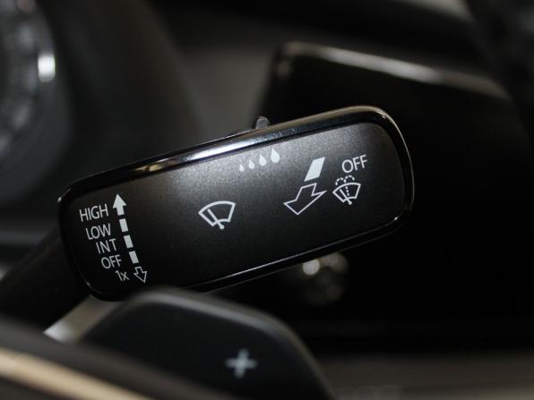 Skoda Octavia IV (A8) с пробегом 2021 года, цена 2 689 900 рублей, 33209 км, лифтбек, Автокод Объявления