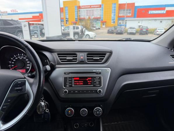 Kia Rio III Рестайлинг с пробегом 2016 года, цена 1 155 000 рублей, 91978 км, хэтчбек, Автокод Объявления