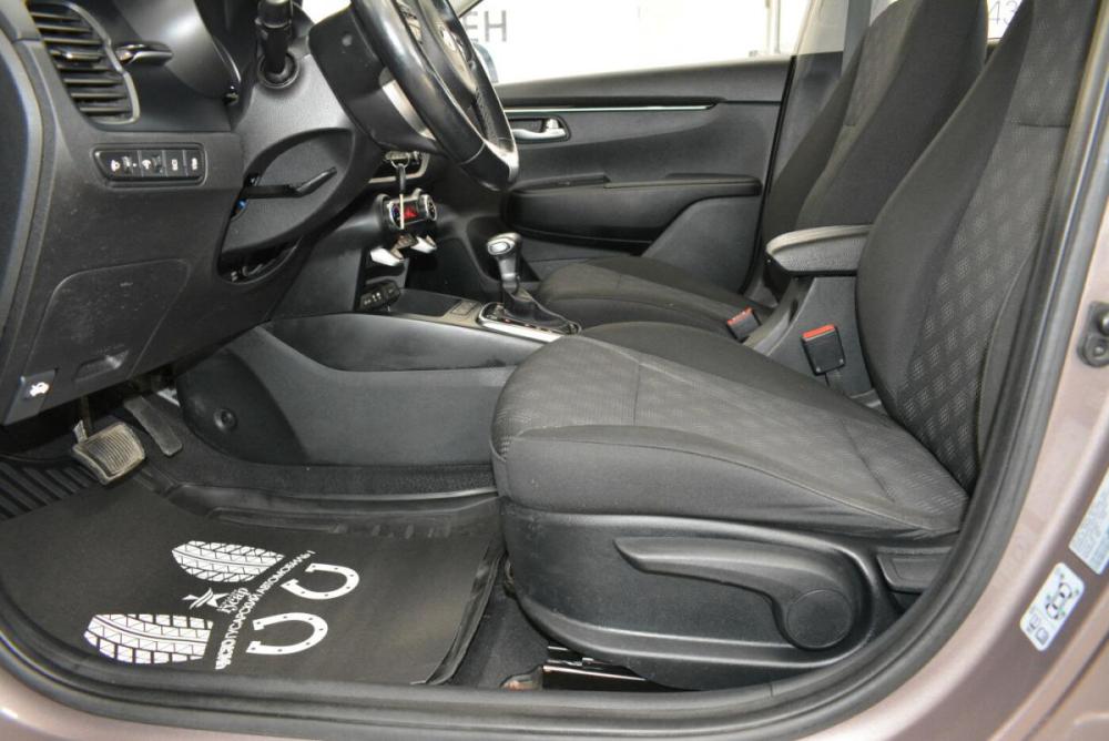 Kia Rio IV Киров  - изображение 16