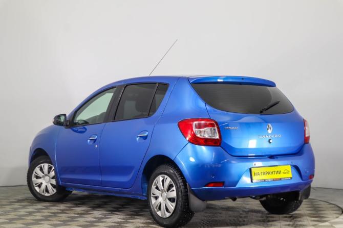 Renault Sandero II с пробегом 2016 года, цена 699 000 рублей, 242900 км, хэтчбек, Автокод Объявления