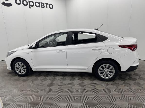 Hyundai Solaris II Рестайлинг с пробегом 2021 года, цена 1 570 000 рублей, 92895 км, седан, Автокод Объявления