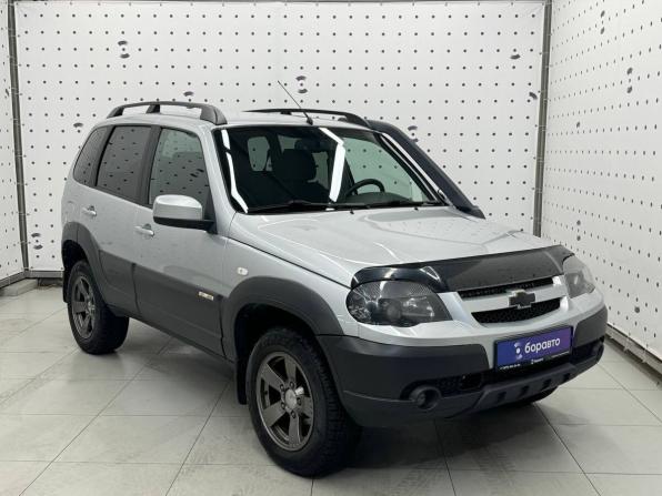 Chevrolet Niva I Рестайлинг с пробегом 2017 года, цена 799 000 рублей, 140749 км, внедорожник, Автокод Объявления