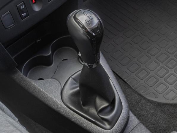 Renault Sandero II Рестайлинг с пробегом 2020 года, цена 1 410 000 рублей, 28377 км, хэтчбек, Автокод Объявления