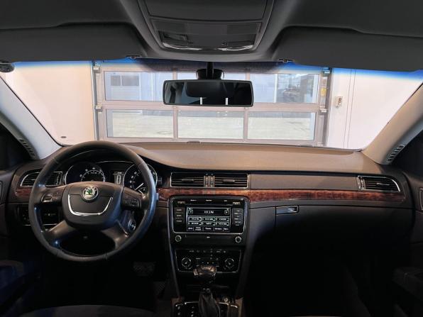 Skoda Superb II с пробегом 2011 года, цена 835 000 рублей, 340017 км, лифтбек, Автокод Объявления