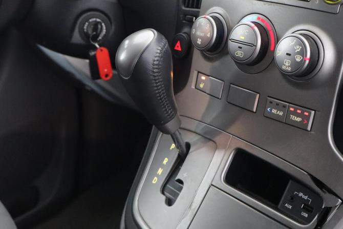 Hyundai H-1 II с пробегом 2014 года, цена 2 199 000 рублей, 106000 км, минивэн, Автокод Объявления