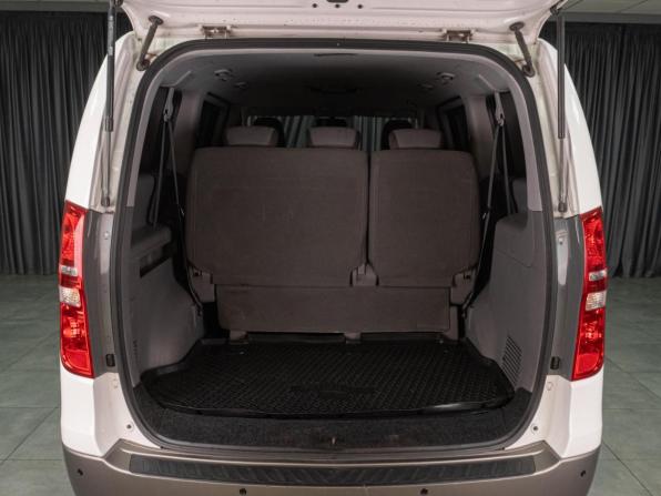 Hyundai H-1 II с пробегом 2014 года, цена 1 849 000 рублей, 183832 км, минивэн, Автокод Объявления