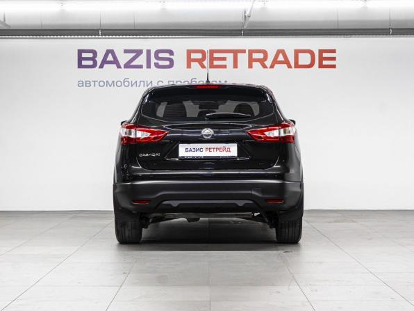 Nissan Qashqai II с пробегом 2015 года, цена 1 790 000 рублей, 114919 км, внедорожник, Автокод Объявления