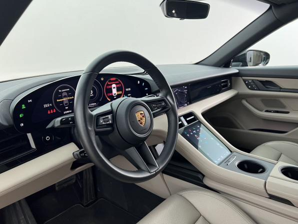 Porsche Taycan I с пробегом 2022 года, цена 9 990 000 рублей, 27300 км, универсал, Автокод Объявления